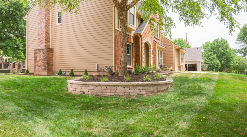 Leawood, KS Landscaping Services
